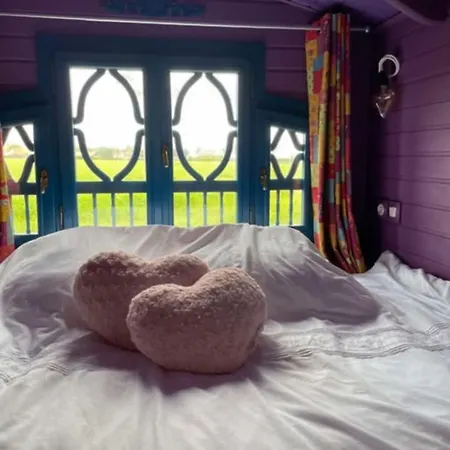 Roulotte, Pleine De Charme 펜션